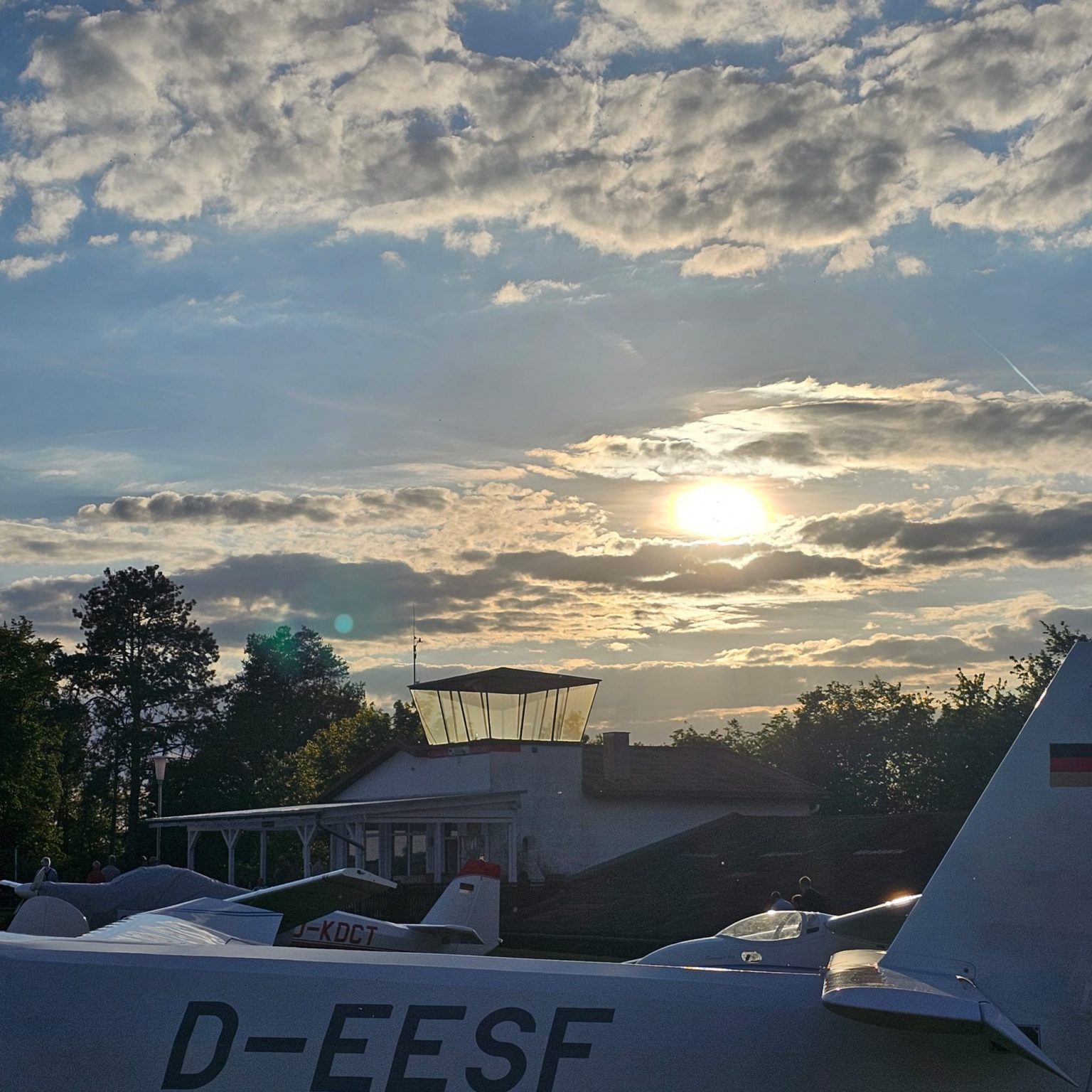 d1f3fc01 fb86 4492 9c3f b74ae4ec68a6 1 1536x1536 - d1f3fc01-fb86-4492-9c3f-b74ae4ec68a6-1.jpg